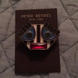 Henri Bendel Face Pin